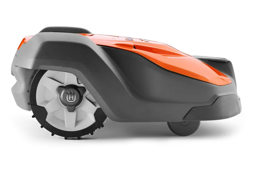 HUSQVARNA AUTOMOWER® 550 (5000m2 / 208m2 per hr)