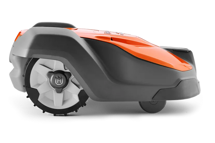 HUSQVARNA AUTOMOWER® 550 (5000m2 / 208m2 per hr)