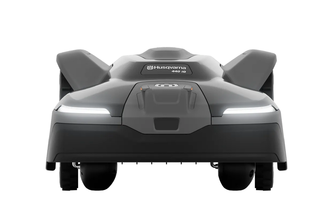 Husqvarna Automower® 440 iQ Wire-Free Robot Lawn Mower – 8000m²