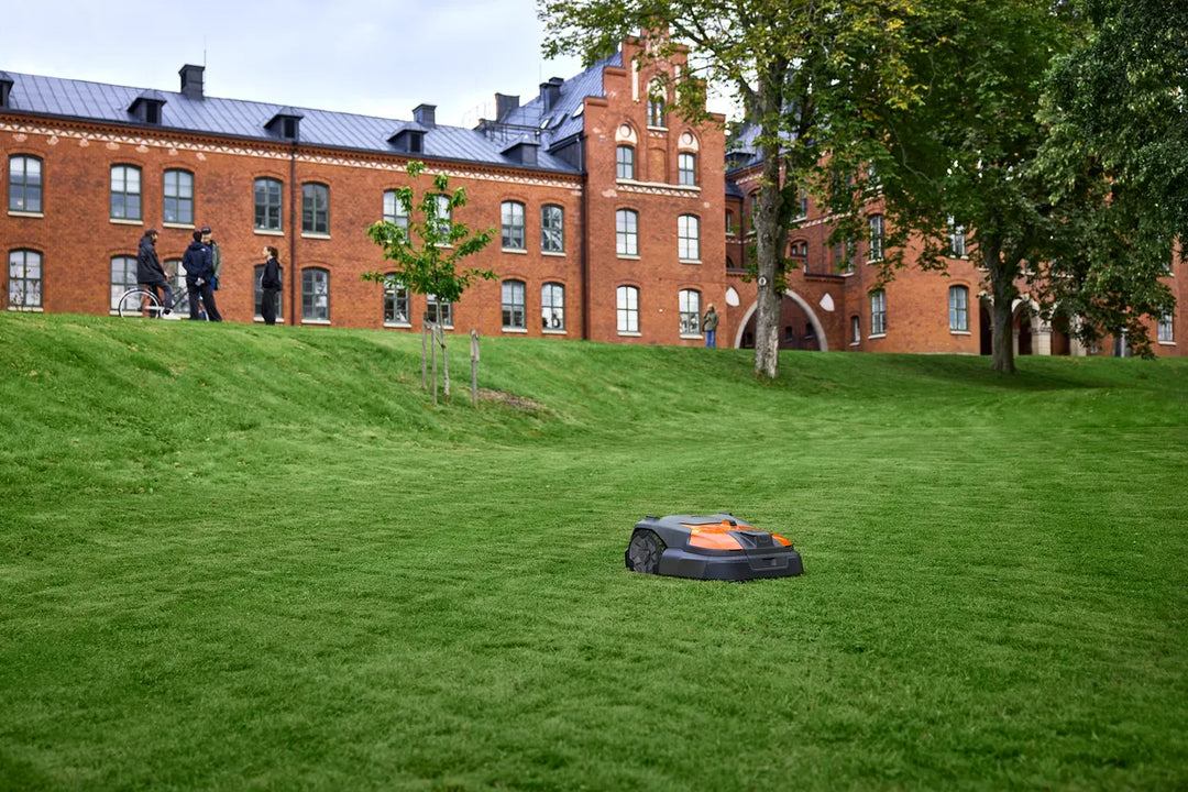 Husqvarna Automower® 560 EPOS® Commercial Robot Lawn Mower – 12000m²